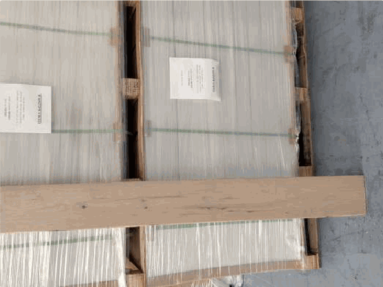 Breezy Gray Oak engineered hardwood flooring sample